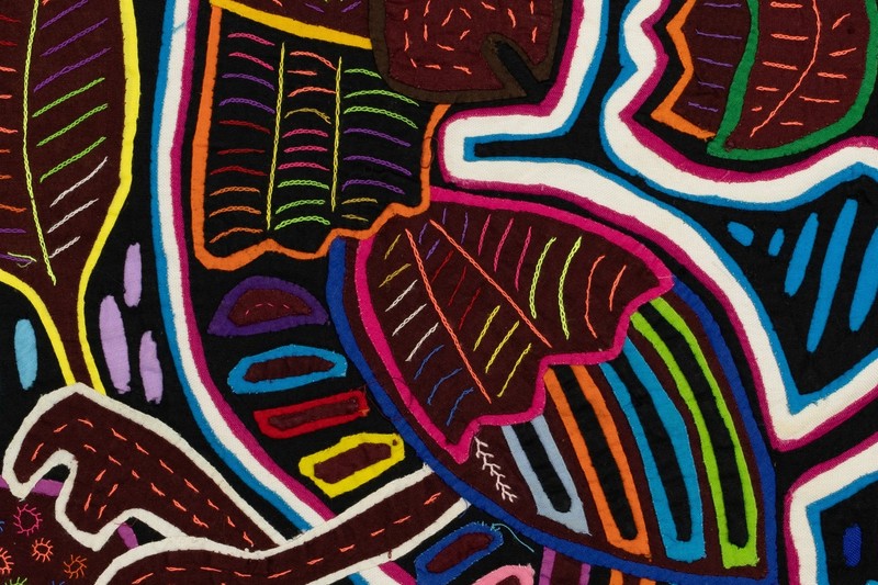 Ultra Parrot Panama Mola gallery