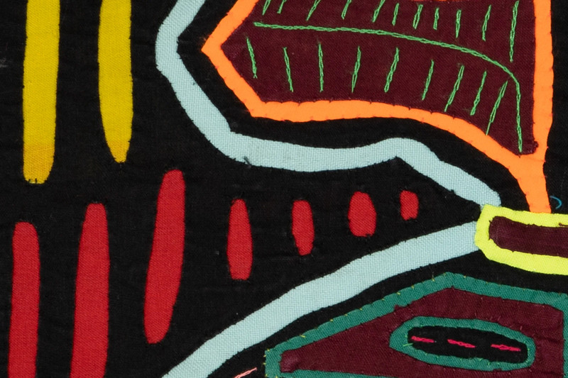 Tropical Mangoes with Leaves Mola gallery