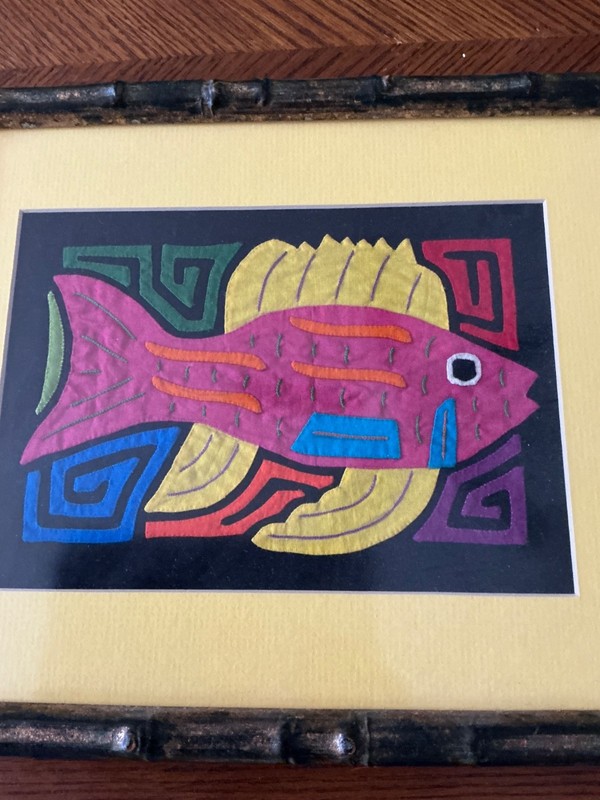 Multicolor fish Panama Mola hand sewn textile art