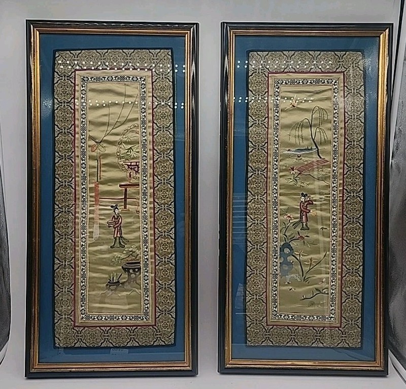 2 EMBROIDERY JAPANESE WOMAN IN GARDEN ON SILK FRAMED 27»x 14» VINTAGE
