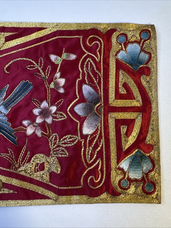 Vintage Golden Cloud Chinese Hand Embroidered Mat Pre-owned gallery