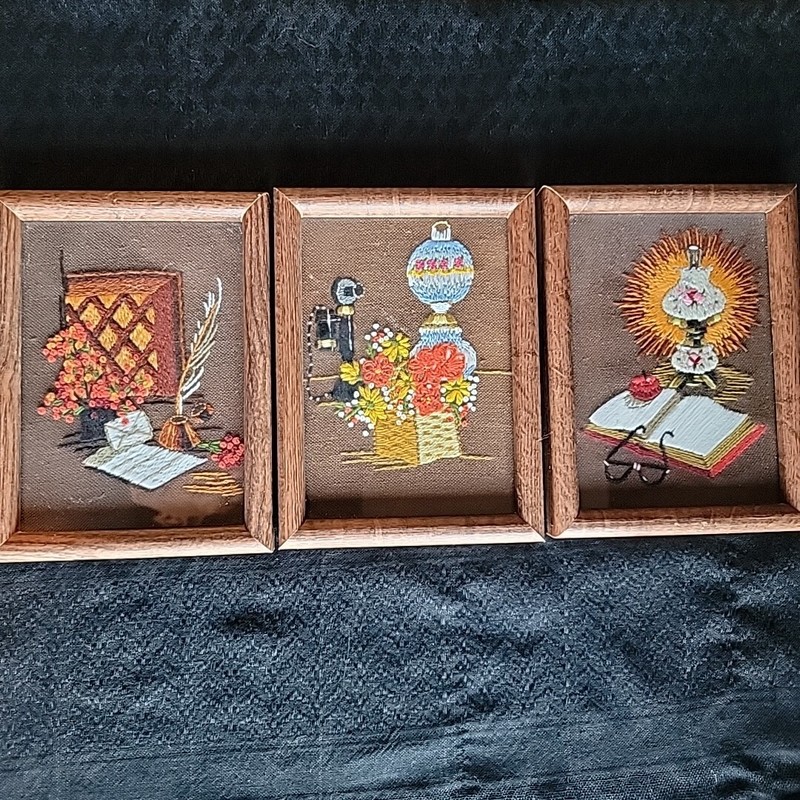 Kitschy 3 framed pictures Needle Point Antique scene gas lamp old fashioned Phon gallery