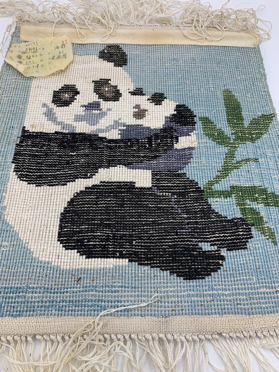 VTG Panda Bear Momma & Baby Tufted Mini Rug Wall Hanging Decorative Art 11"x13" gallery