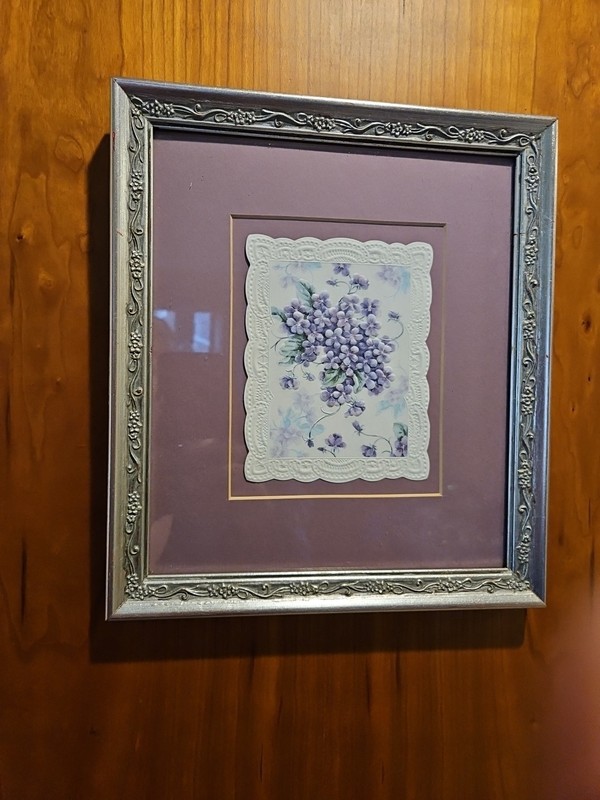 Vtg 1980s Framed Violet 3D Art Silvertone Wood Frame 10.5×9″ Romantic Cottage