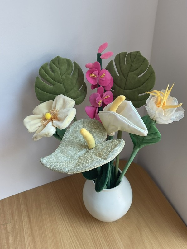 CJ Hendry 7 tropical greenery and flower Bouquet + Ribbon LTD Release blooms