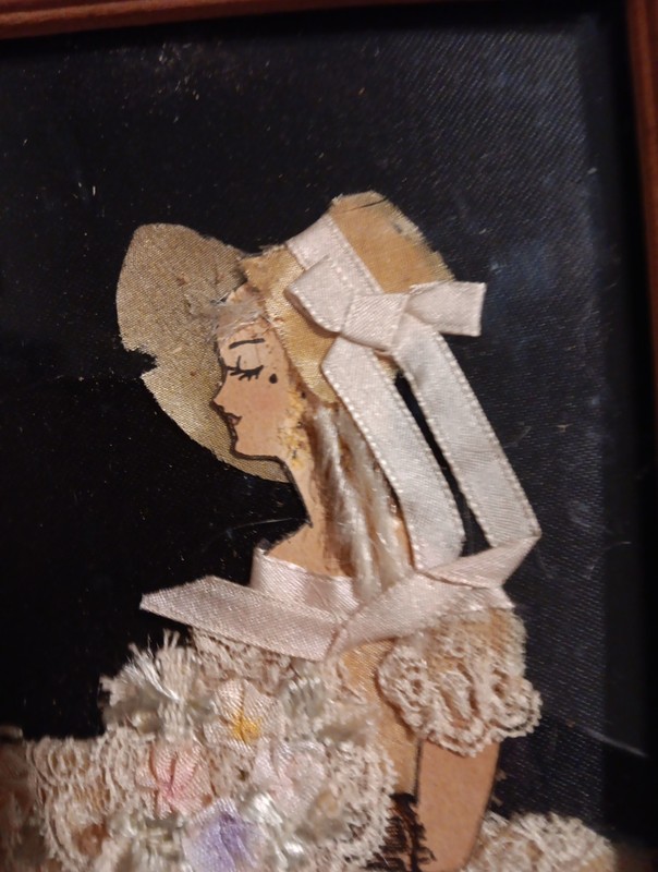 Antique Ribbon Lady Art gallery