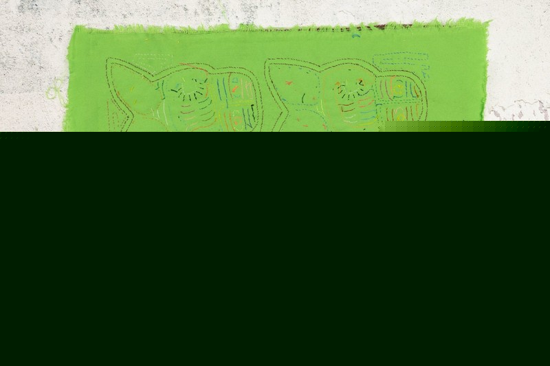 Puppy Dog Panama Mola gallery