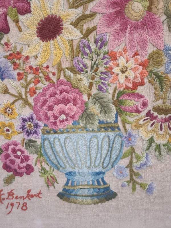 American Crewel Elsa Williams Floral Bouquet Embroidery Lg Panel 24x20 1978 gallery