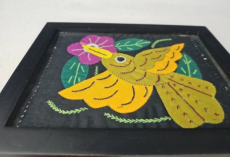 Vintage Molas Kuna Indians Folk Art Framed Embroidery Piece Parrot Bird gallery