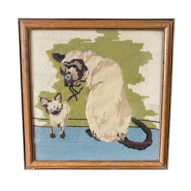 Vtg Needlepoint SIAMESE Cat & Kitten 70s Handmade Cross stitch frame *READ*