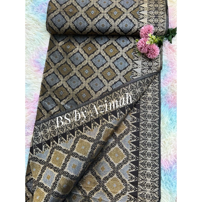 Malaysia Songket Kebaya Handwoven gallery