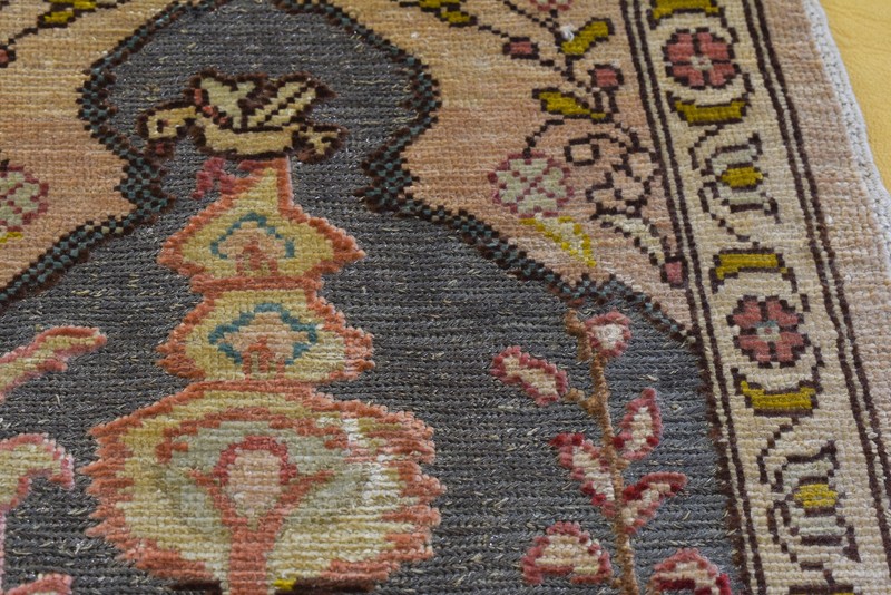 HEREKE: TURKISH, SILK, HAND-KNOTTED, METALIC THREAD WEAVING gallery