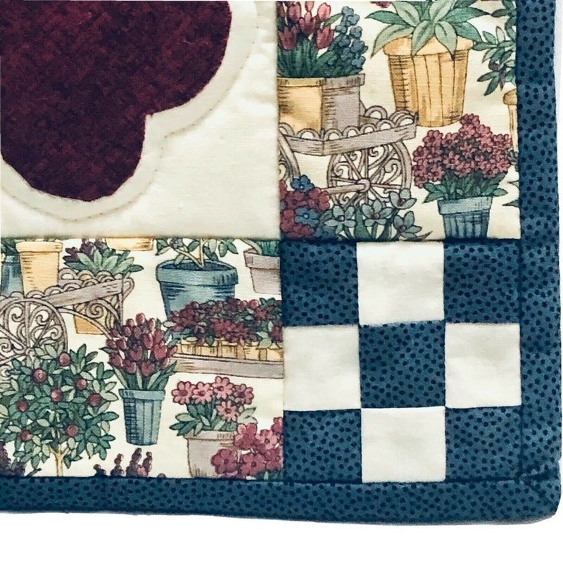 8 Point Star and Hearts Patchwork Square Wall Hanging Set of 2 Homeware gallery