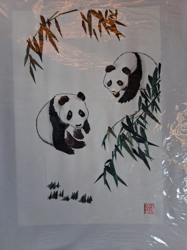 Chinese Hand Painted Canvas Silk Embroidery Pandas gallery