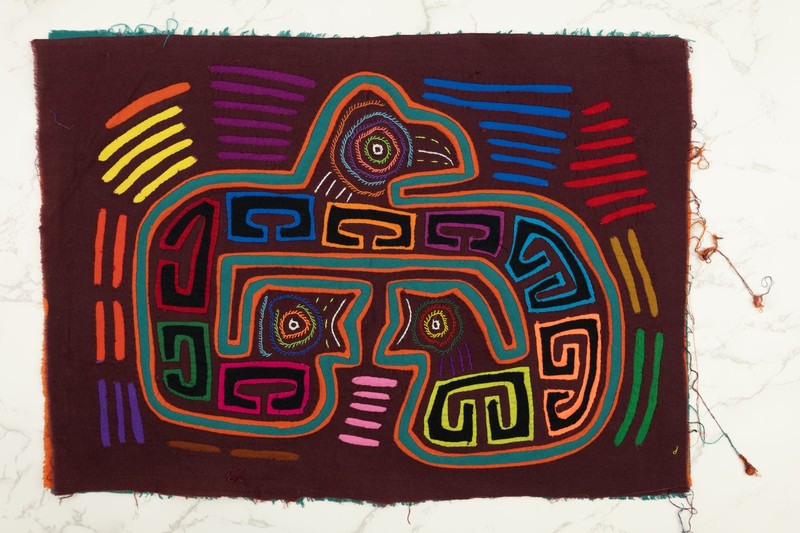 Mother Hen Panama Mola gallery