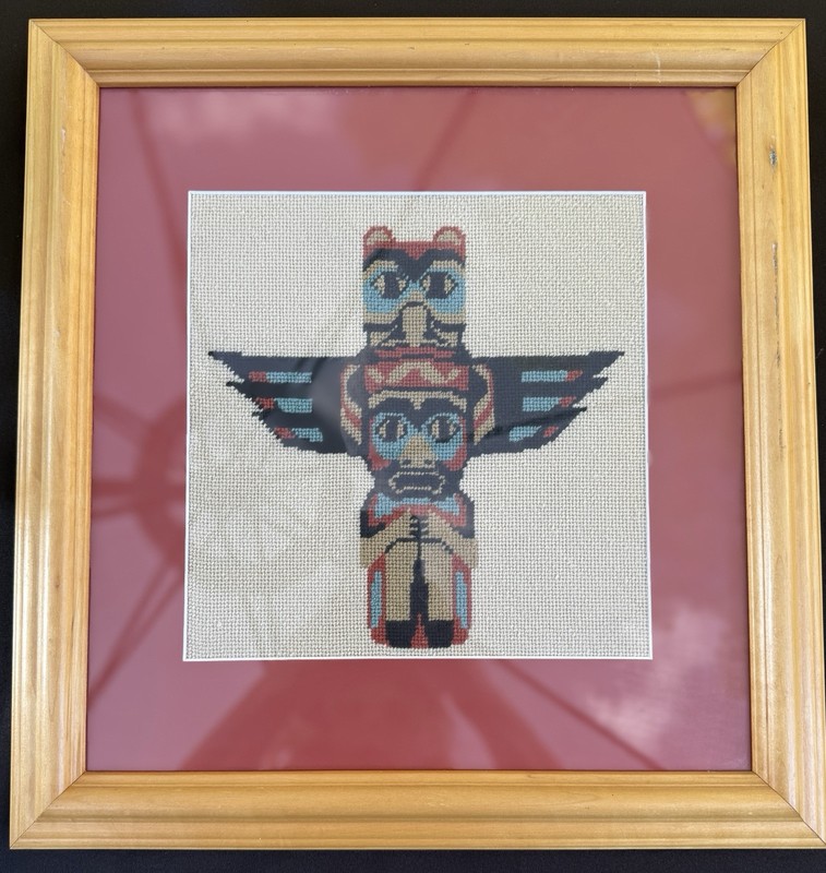VTG Framed Art Cross Stitch ALASKA Indigenous TOTEM POLE SITKA 16.5″