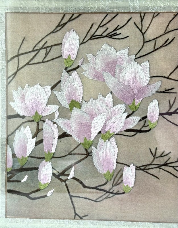 Vintage Magnolia Embroidery Framed Textile Art 32cm Floral Wall Decor Gallery VG gallery
