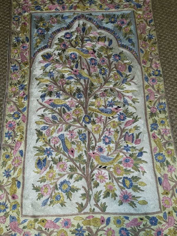 Embroidered Crewel Felted Wool Tree of Life Wall Hanging Rug Tapestry 28x47"