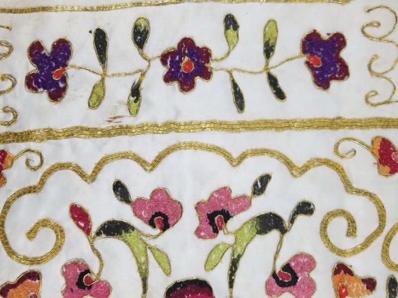 Vintage Traditional Hand-Embroidered Floral Panel with Metallic Thread 142x32cm gallery