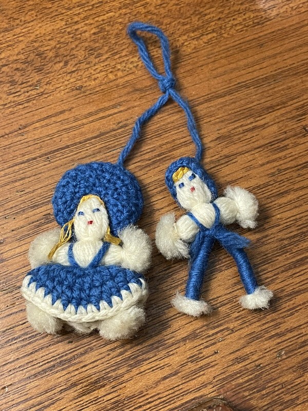 Vintage Folk Art Yarn Spun Crocheted Dutch Boy And Girl Dolls Ornament Handmade