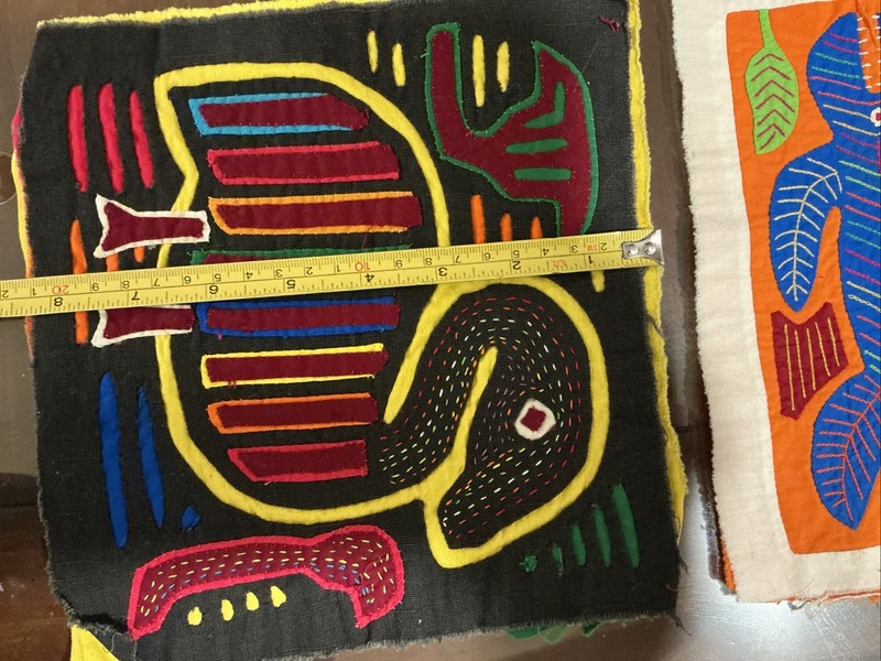 Lot 3 Mola traditional hand-sewn textile art Patch Guna Panama Colombia Vintage gallery