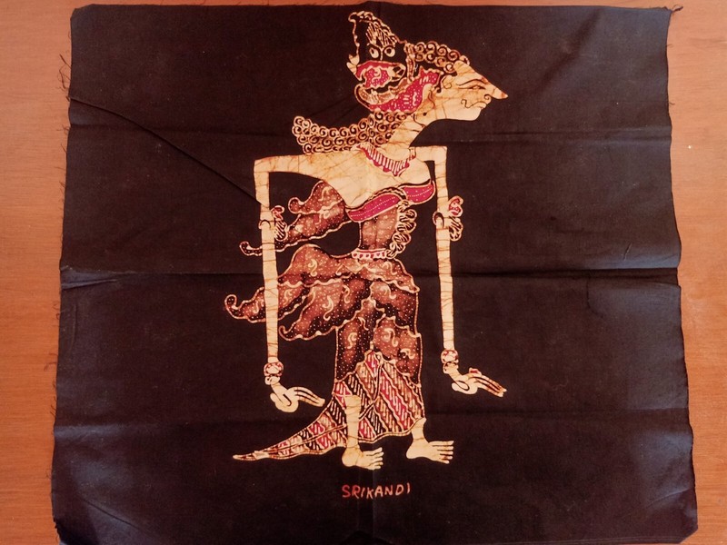 SRIKANDI FEMALE WARRIOR HAND DRAWN BATIK PAINTING HOME DECORATION WALL HANGING gallery