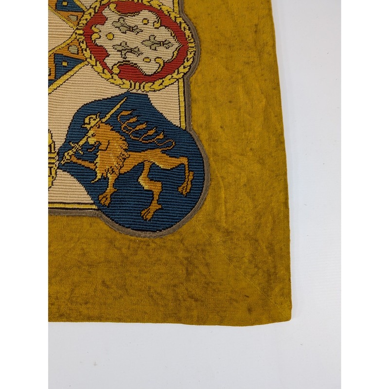 Vintage Traditional italian Medieval Heraldic Handwoven Textile 28x27in gallery