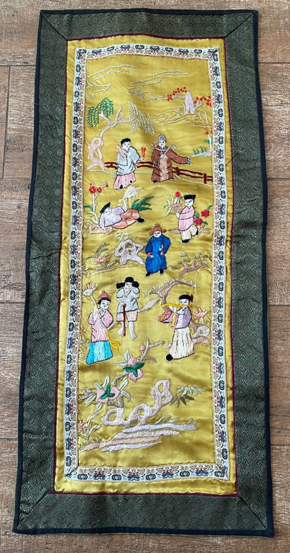 12 x 24″ Handmade Asian People Garden Park wall hanging embroidery tapestry