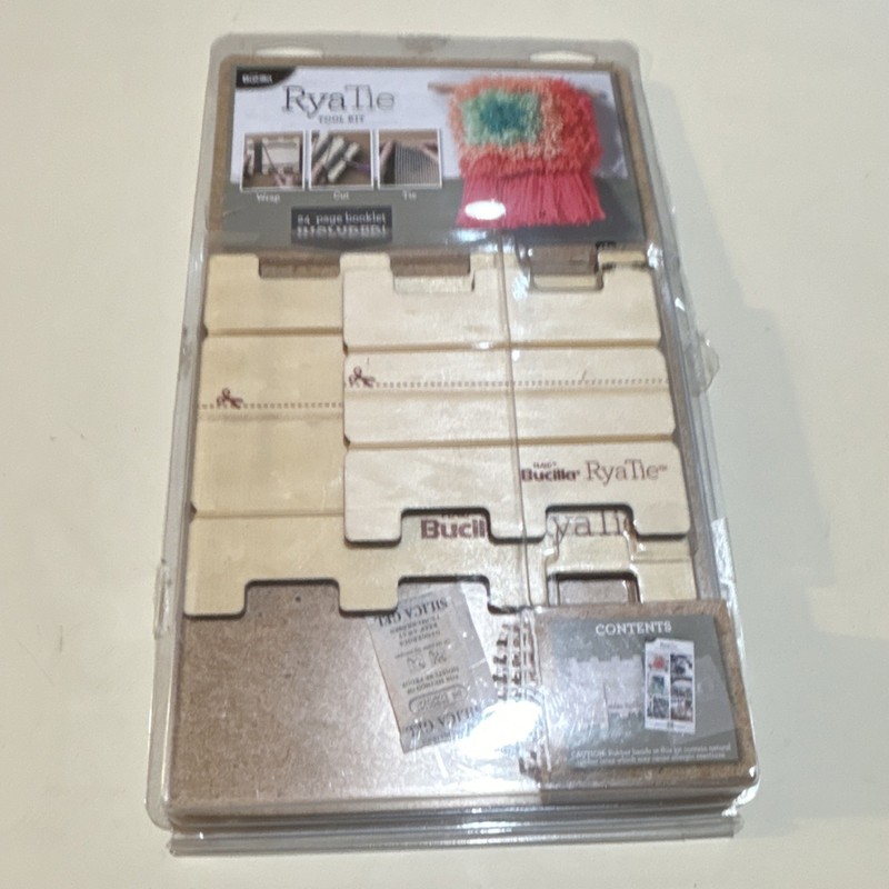Bucilla RyaTie Fiber Art Rug Making Tool Kit w/ 84-Page Booklet