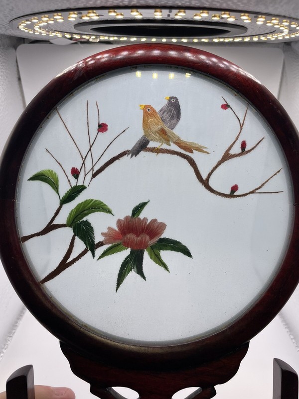 Vintage Chinese Art Double-Sided Suzhou Silk Embroidery Love Birds Flower gallery