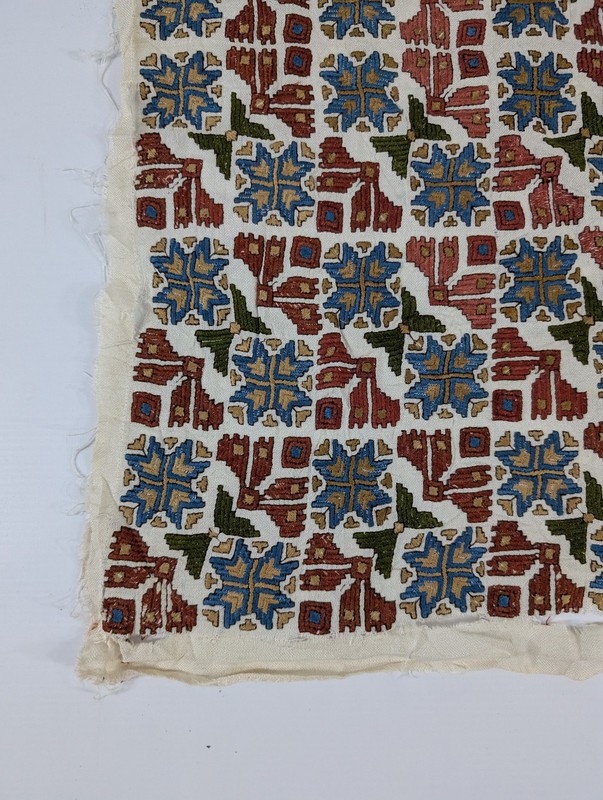 Vintage Traditional Eastern European Folk Art Textile 24x22in gallery