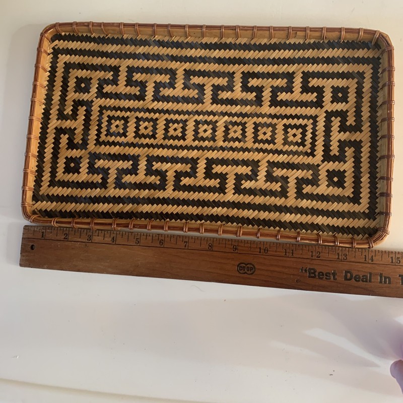 Vintage Wicker Rattan Aztec Tobacco/Brown Wall Decor Jewelry Tray 14.5 x 8.5” gallery