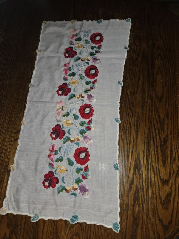 Early Antique Eastern European Embroidery On Linen Floral Table Runner Exquisite
