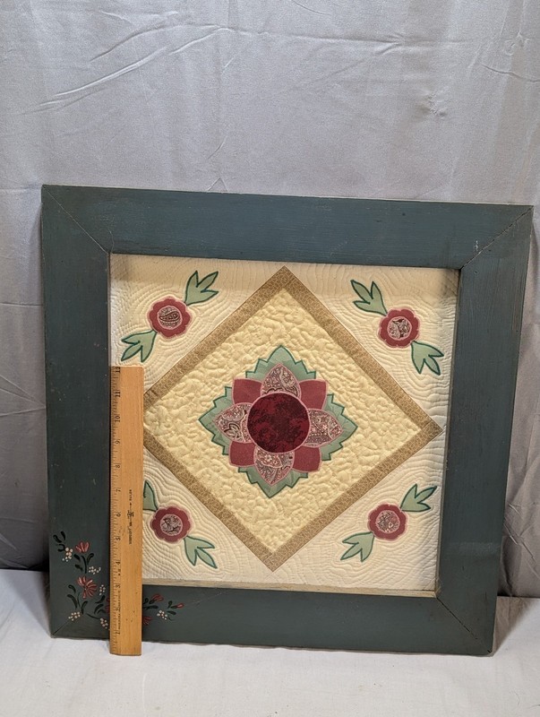 Goldie M. Sussman Sunflower Appliqued Embroidered Flower Quilted Background Art gallery
