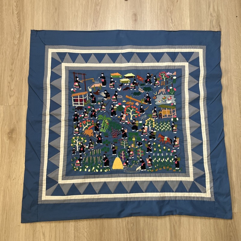 Vintage Traditional Hmong Embroidered Story Cloth Wall Tapestry Quilt 35×33