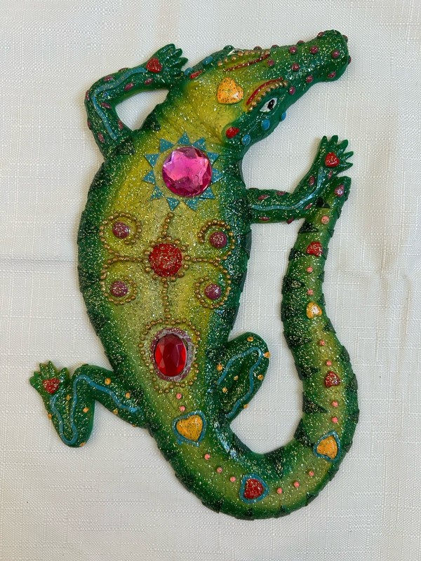 Multicolored Decorative Cast Resin Alligator Wall Hanging Hand Crafted 8”x5”