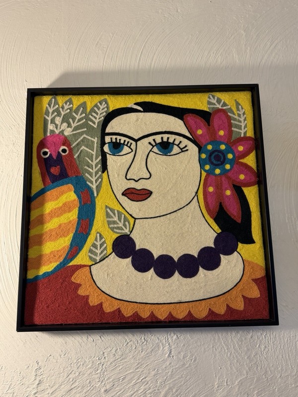 Frida Kahlo Inspired Yarn Fiber Knit Wall Art Hispanic Spanish 18×18 EUC