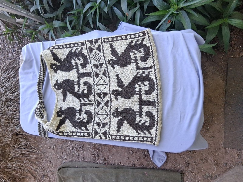 Beautiful Hand Knit Wool Carry Bag. Probably Mexican. No Damage - Little Usage gallery