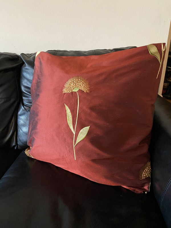 Luxury pillow cover 20x20 Inches. 100% silk .Handmade. Double Sided. gallery