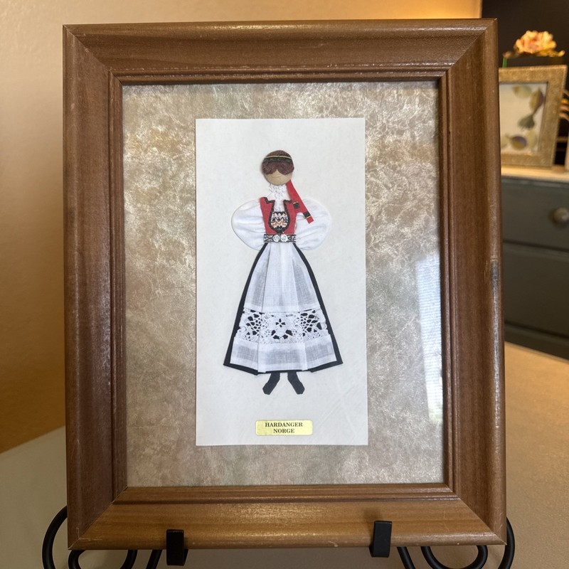 VTG Gallery Fabric 3D Textile Wall Art Hardanger Norge Women Doll Framed