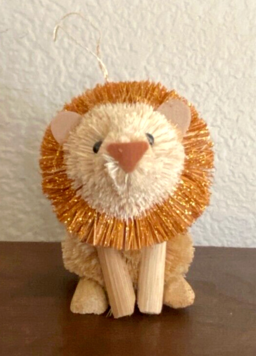BRISTLE BRUSH LION Collectible Art 3-1/2 » H