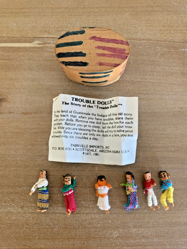 Vintage Lot of 6 Worry Trouble Dolls in Wood Trinket Box Guatemala Folk Art