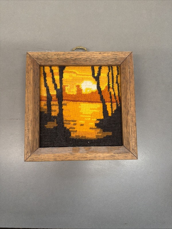 70s Embroidered Sunset Landscape Wall Art – Square Framed Textile Art Bt60
