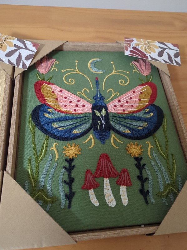 NWT BP Home 2 Piece Set Woven Wall Art Bee Butterfly 12 x 15 In Wall Decor Frame gallery