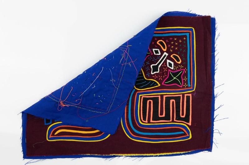 Handmade Kite Flyer Panama Mola gallery