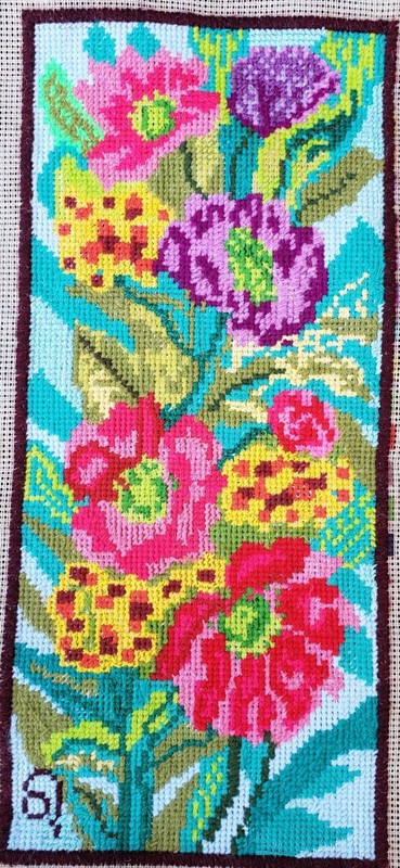 VINTAGE EUROPEAN HAND MADE EMBROIDERY FLOWERS (UKRAINIAN HANGER)