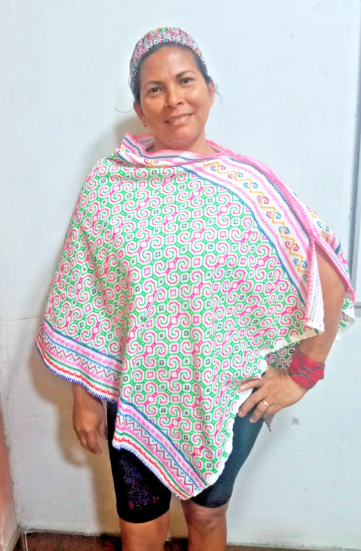 Shipibo Native medium embroidery Kene design Unisex poncho (canvas cotton)