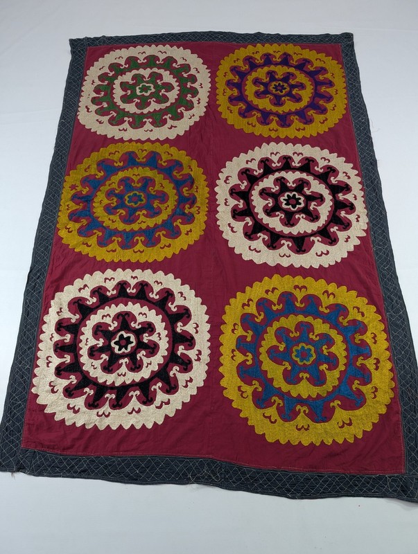Vintage Traditional Uzbek Suzani Hand Embroidered Floral Textile 196x134cm