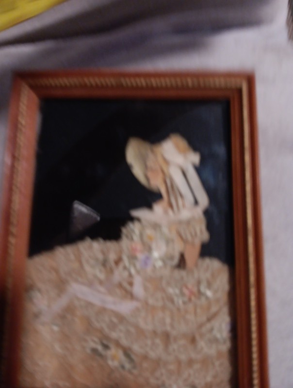 Antique Ribbon Lady Art