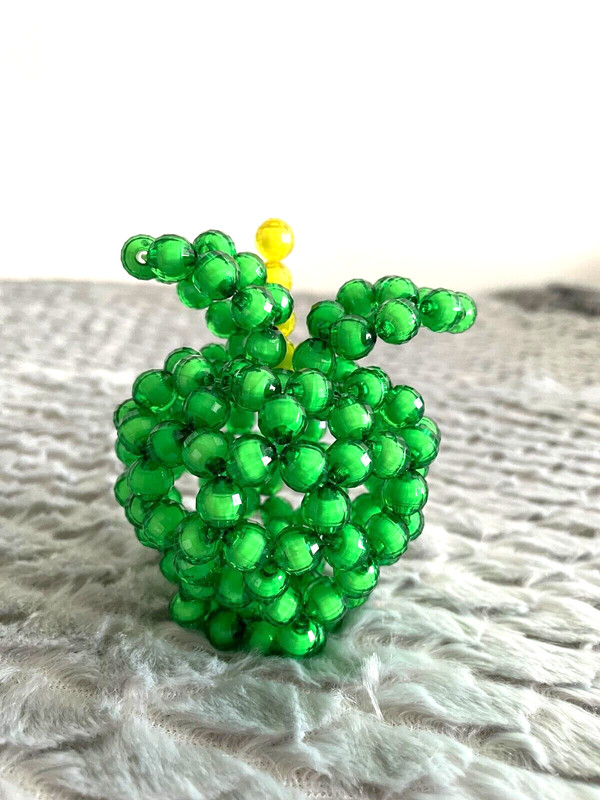 tree decoration bead apple acrylic Christmas holiday handmade art craft
